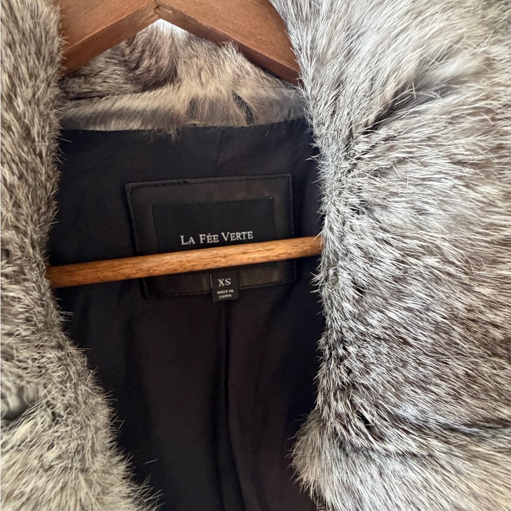 Women's real Fur Jacket - Picture 3 of 5